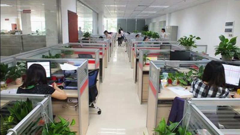选择合适的专业课培训，需要关注以下几个方面：